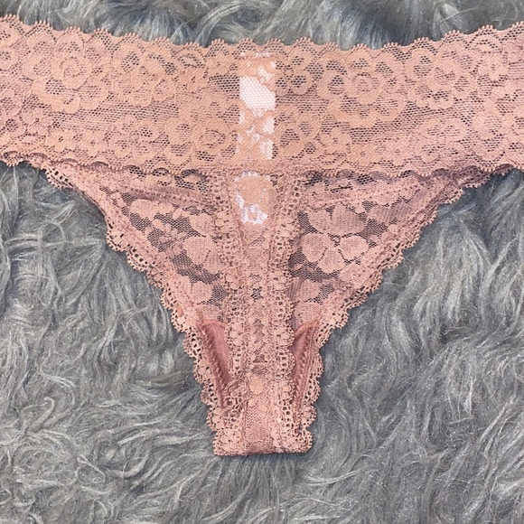 Plunge Push-Up Bra - Mauve 32A - Picture 7 of 9